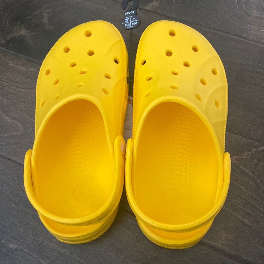 Yellow Crocs Size 7 (Womens) Size 5 (Mens)